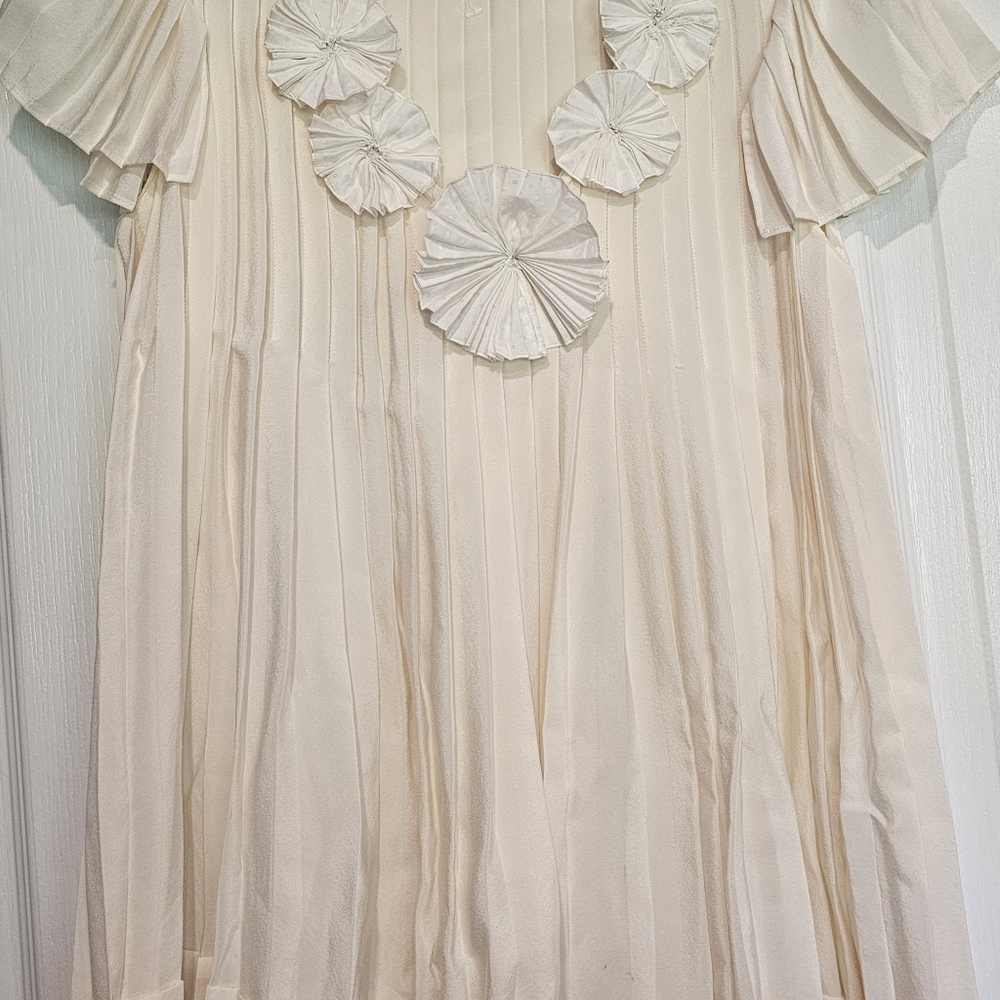 Fendi Pleated Blouse - Size 38 NWOT - Picture 2 of 8